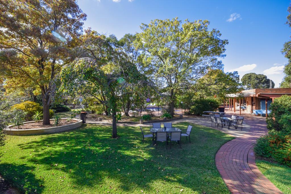 River Country Inn (Adults Only) Moama Kültér fotó