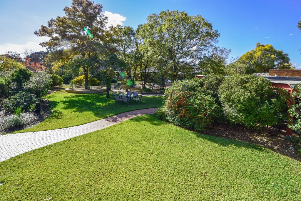River Country Inn (Adults Only) Moama Kültér fotó