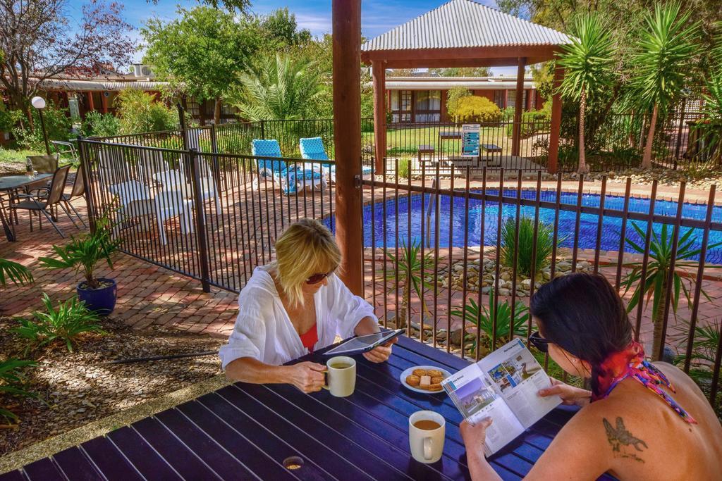 River Country Inn (Adults Only) Moama Kültér fotó