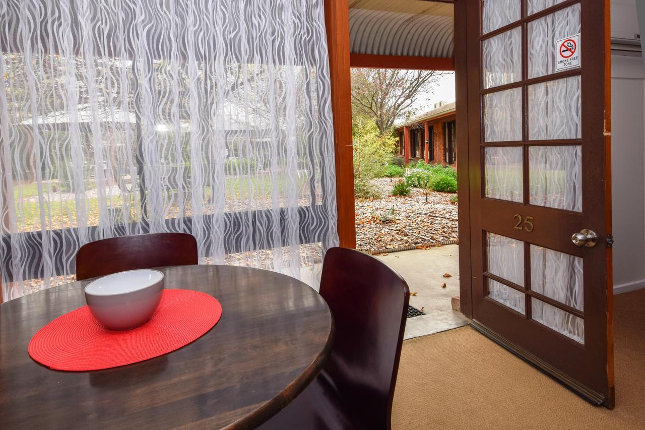 River Country Inn (Adults Only) Moama Kültér fotó