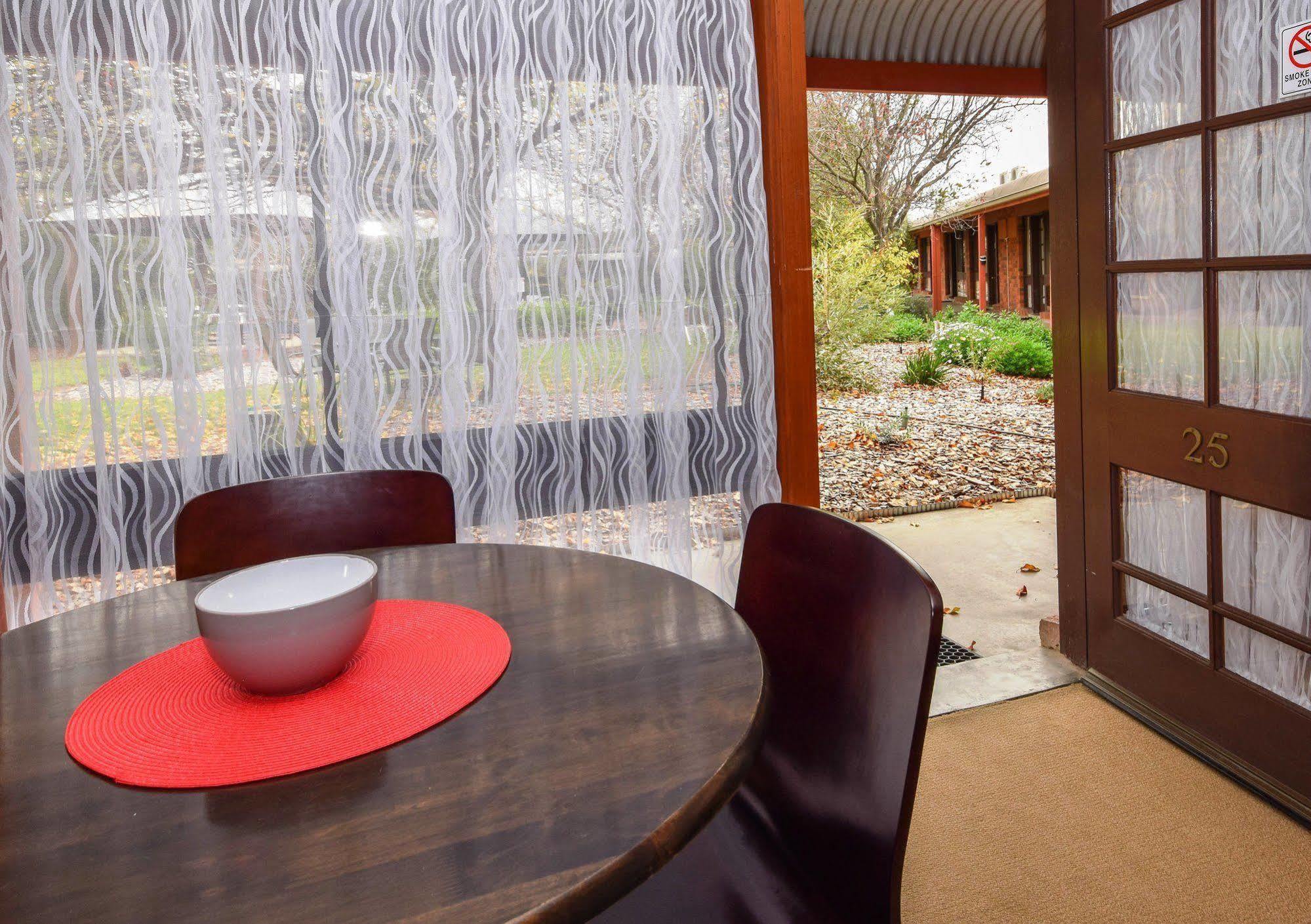 River Country Inn (Adults Only) Moama Kültér fotó